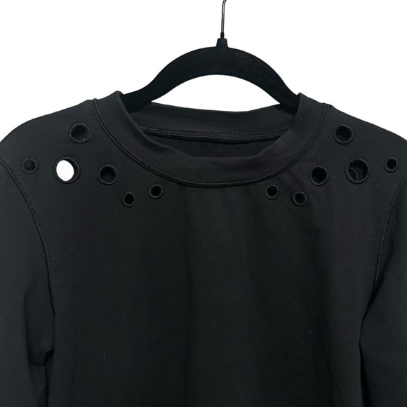 Lululemon Eyelet Space Crew - Picture 6 of 10